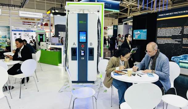 开拓欧洲市场新篇章！牛宝体育官网携光储充一体化整体解决方案闪耀慕尼黑(图2)