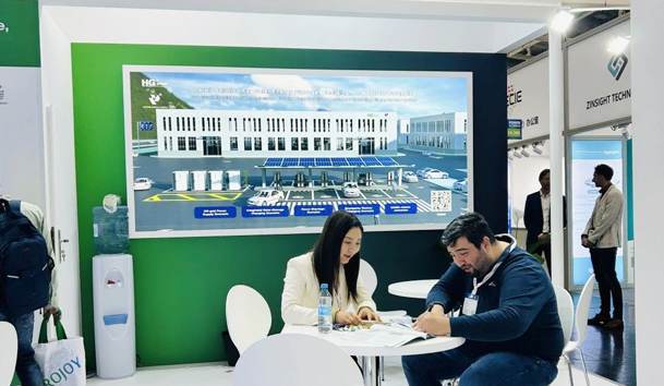 开拓欧洲市场新篇章！牛宝体育官网携光储充一体化整体解决方案闪耀慕尼黑(图3)