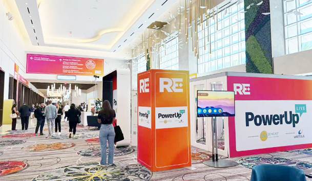 全球共振·零碳同行|牛宝体育官网全新光储充方案闪耀RE+2025(图1)